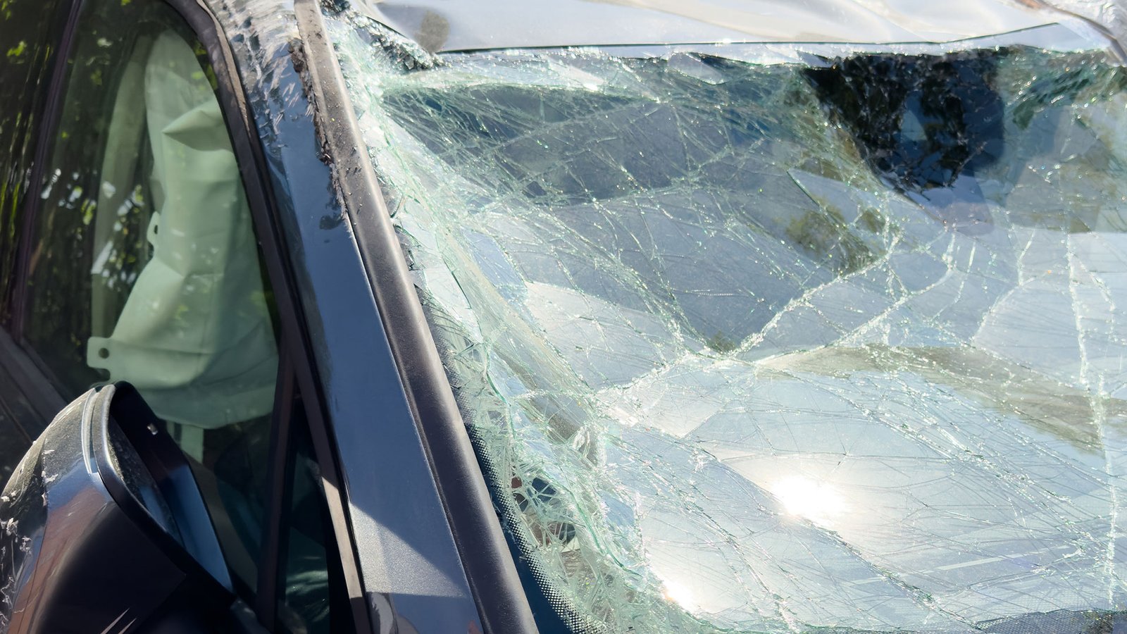 Two Children Killed in Car Accident on Family Road Trip